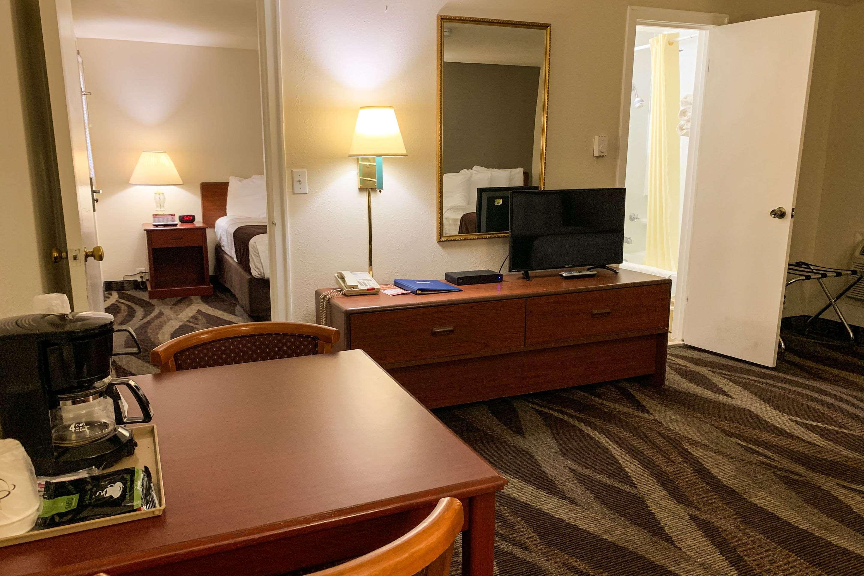 Rodeway Inn & Suites Sheridan Esterno foto